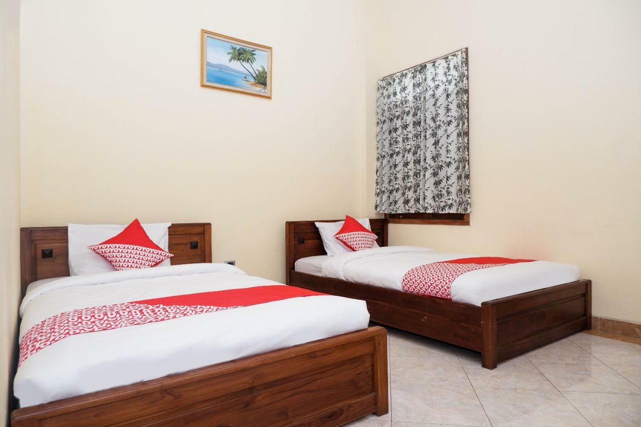 Oyo 405 Wisma Yosoputro Tanjungtirto Exterior foto