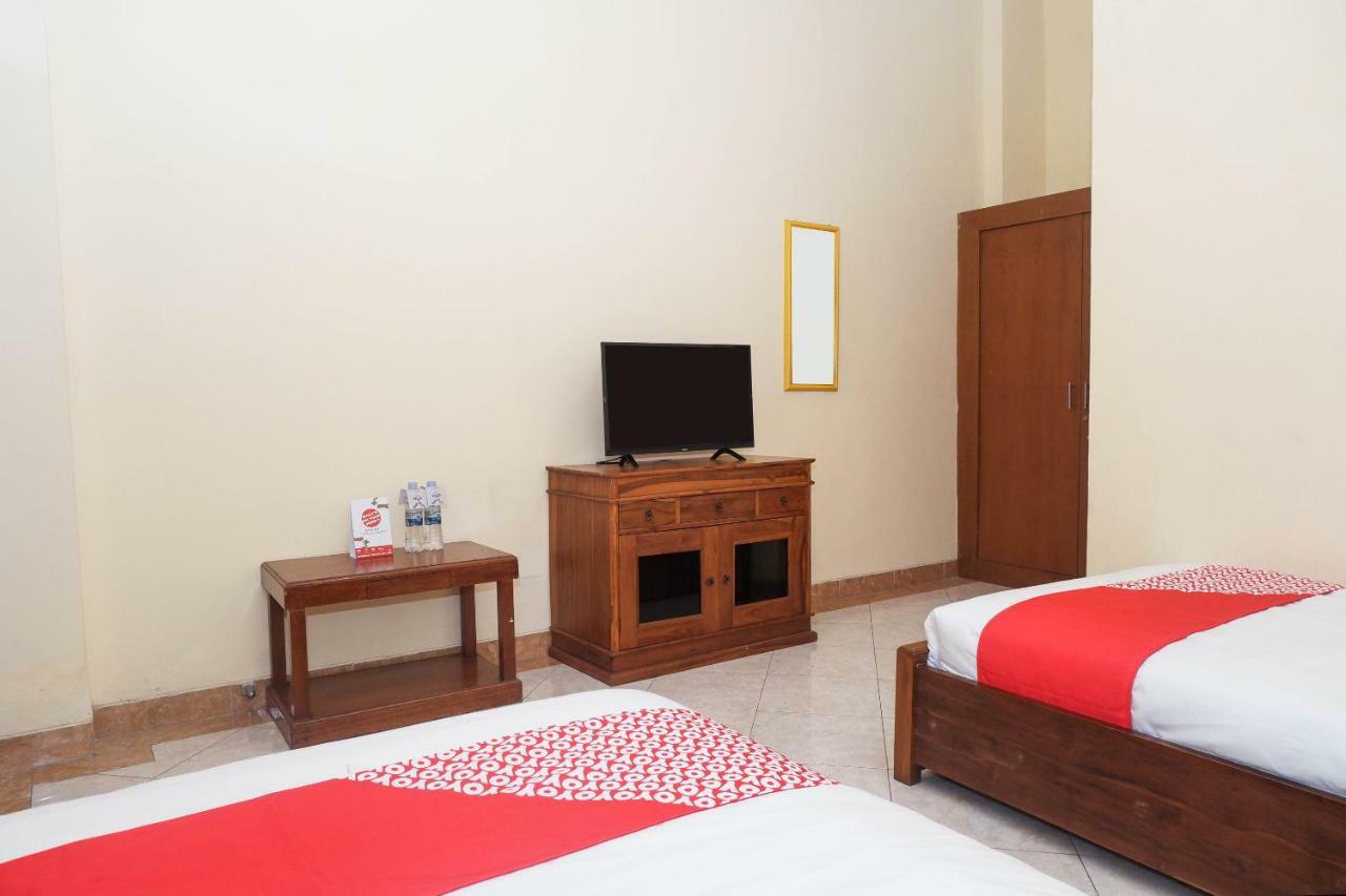 Oyo 405 Wisma Yosoputro Tanjungtirto Exterior foto